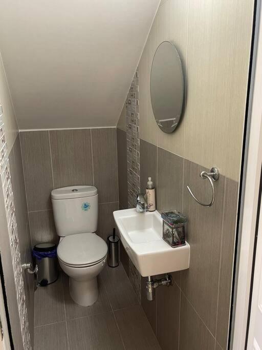 Nerina Apartment Paphos Bagian luar foto