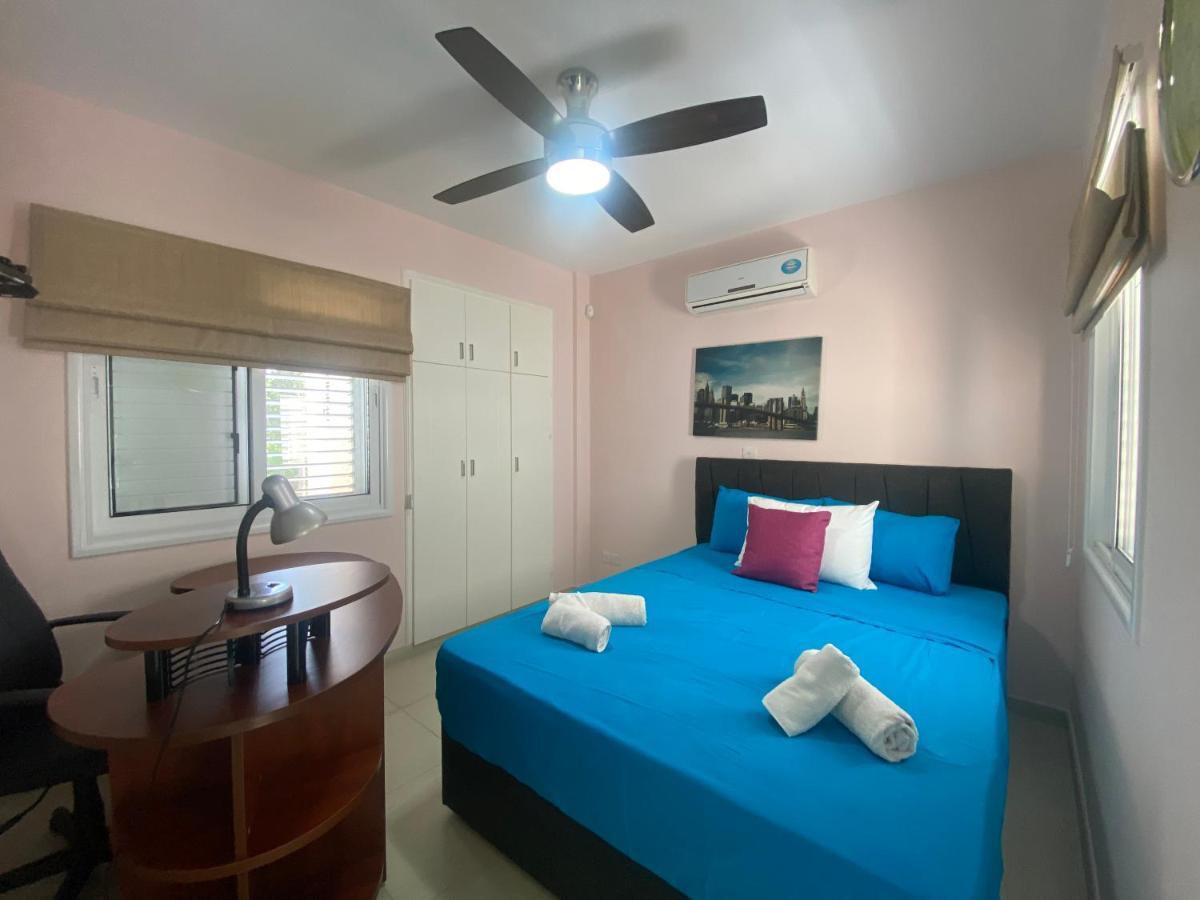 Nerina Apartment Paphos Bagian luar foto
